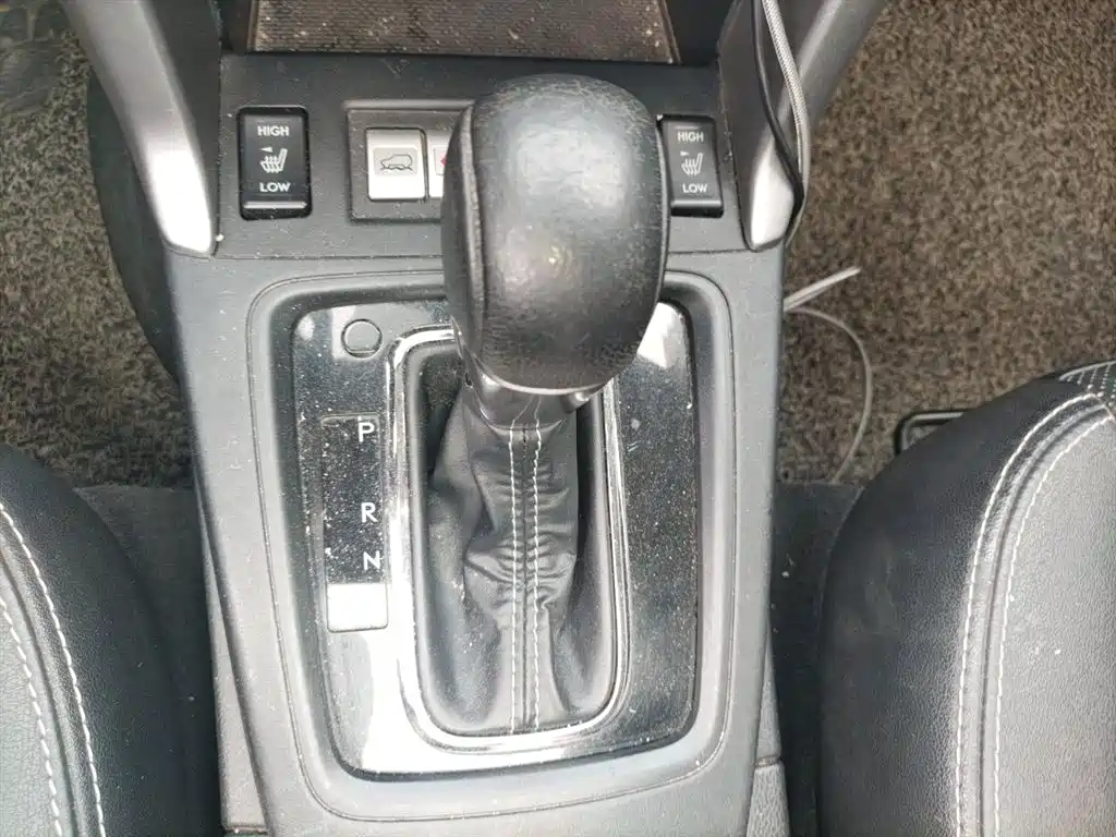 Subaru Forester 2015 — фото 15