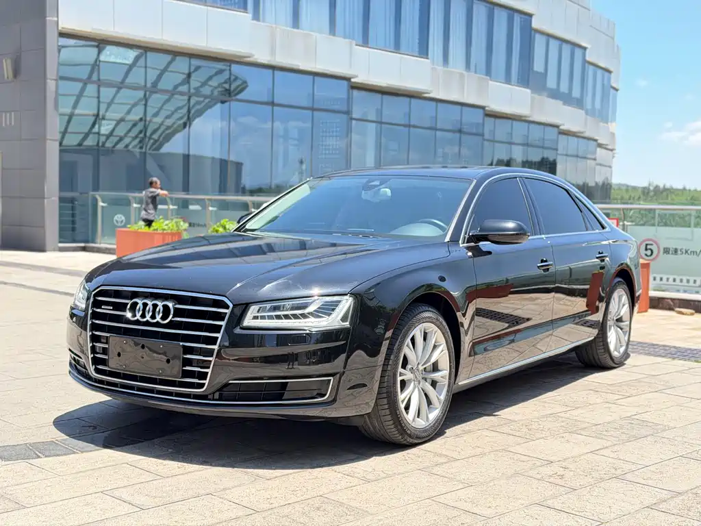 Audi A8 2015