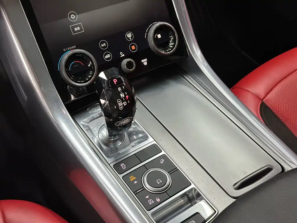Land Rover Sport 2019 — фото 16