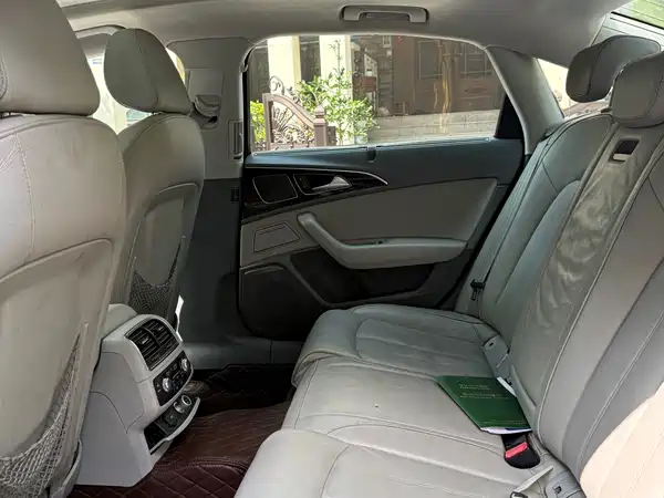 Audi A6L 2012
