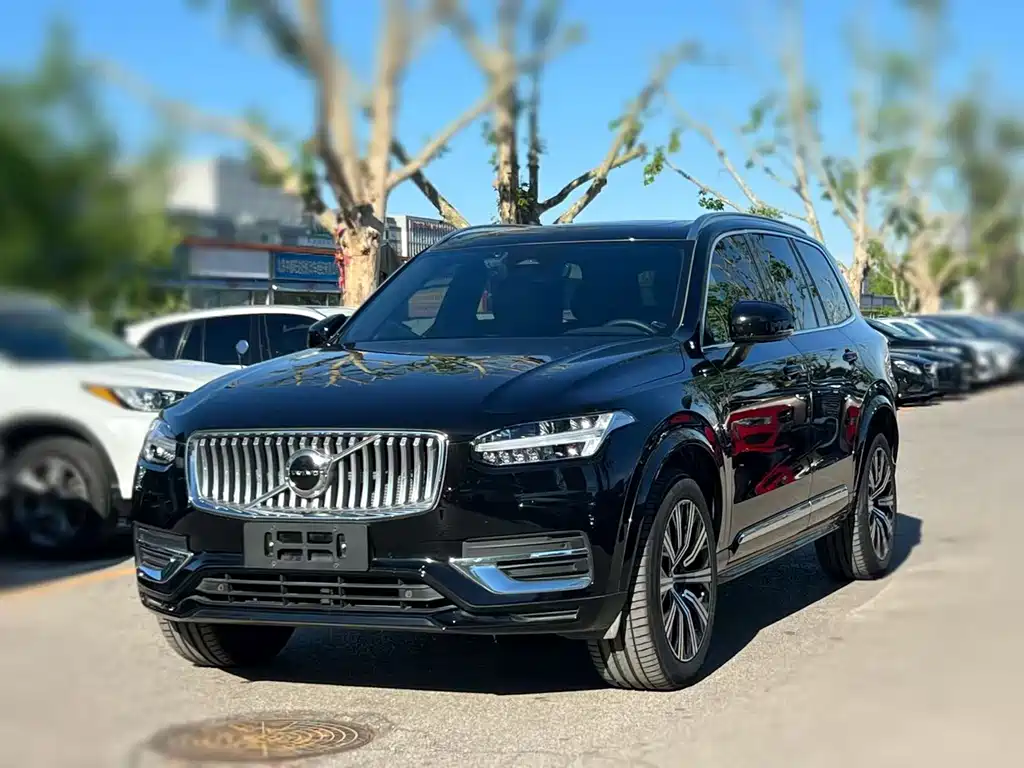 Volvo XC90 2024 — фото 1