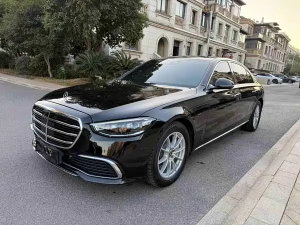 Mercedes-Benz S-Class 2021