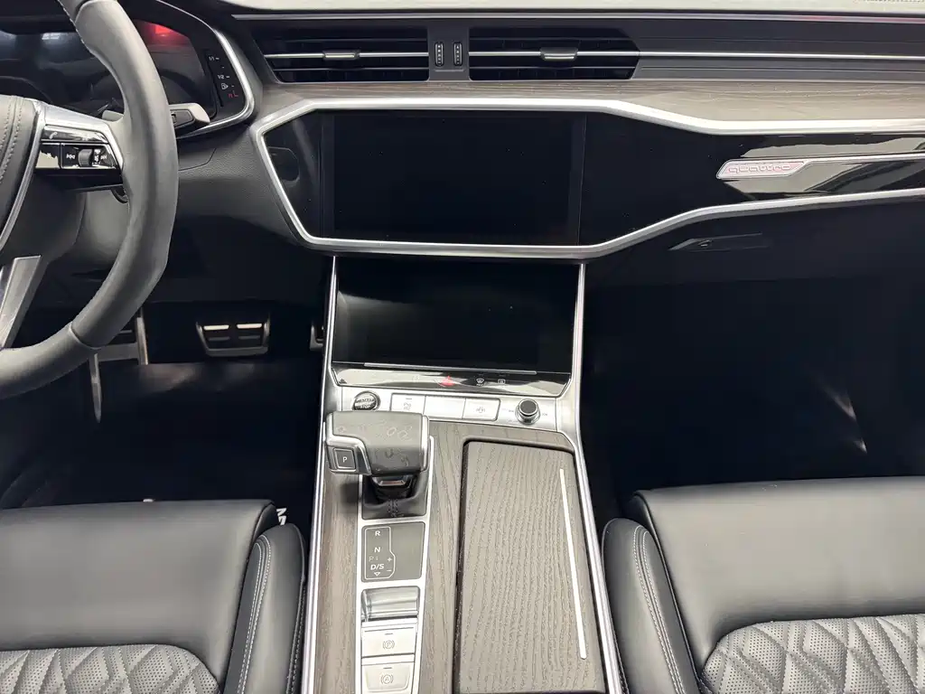 Audi A6L 2024