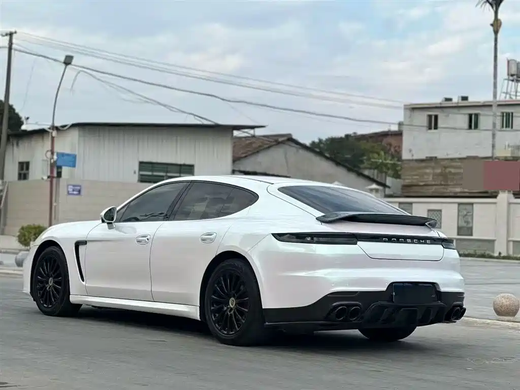 Porsche Panamera 2016 — фото 7