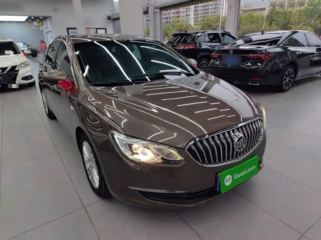 Buick Excelle 2016 — фото 4