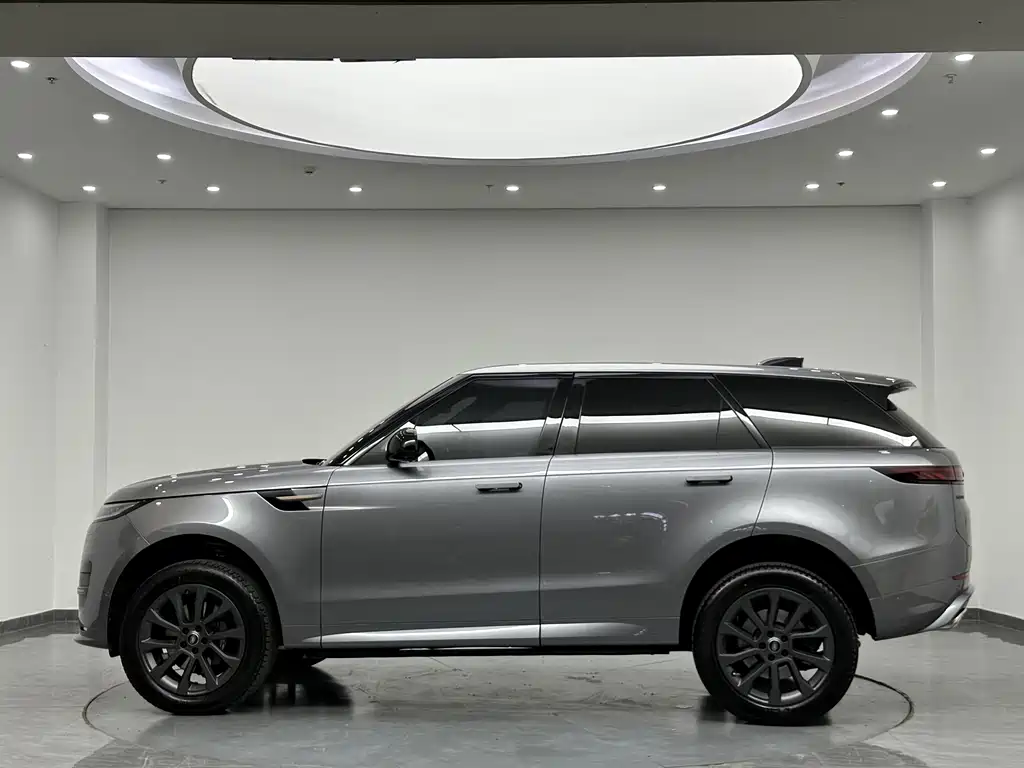 Land Rover Range Rover Sport 2024 — фото 5