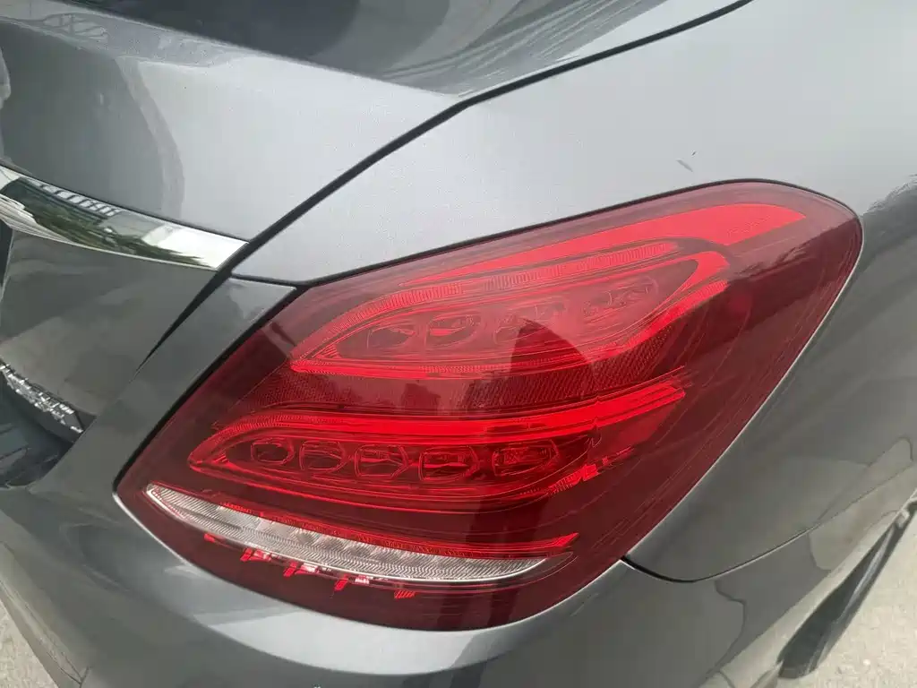 Mercedes-Benz C-Class 2018 — фото 15