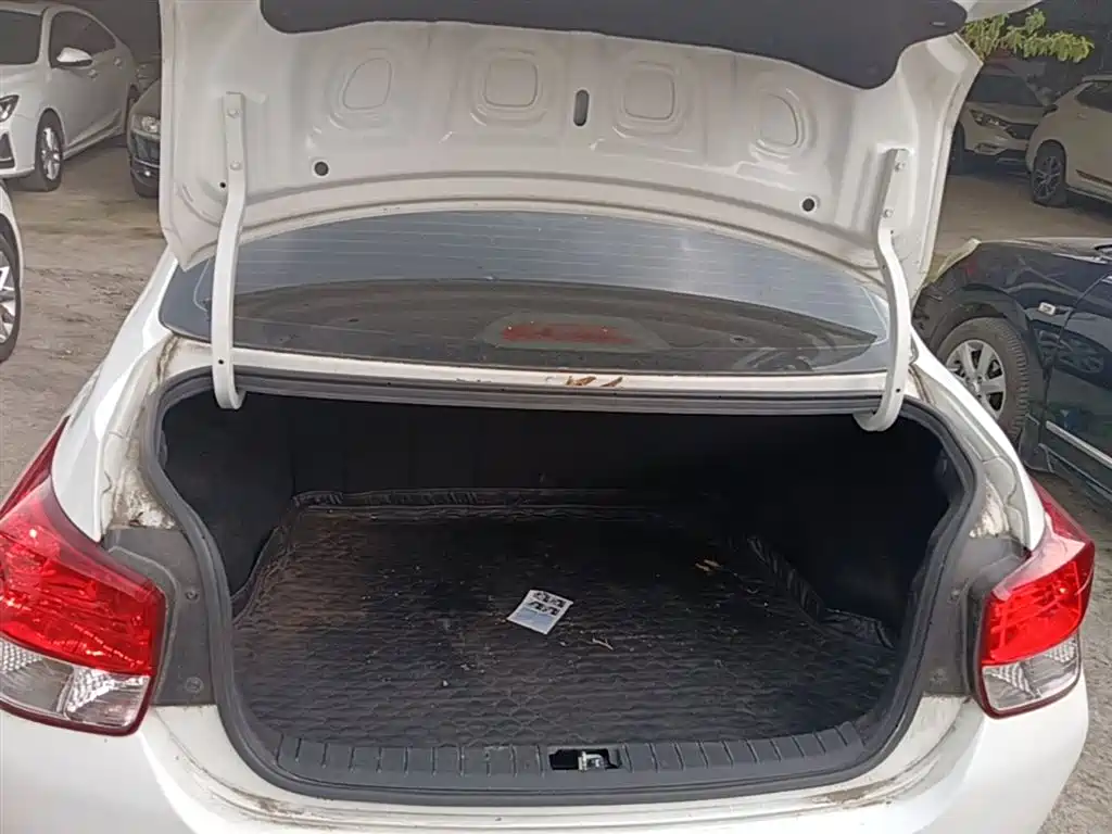 Hyundai Verna 2019 — фото 19