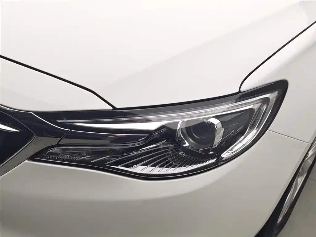 Buick Excelle 2019 — фото 7