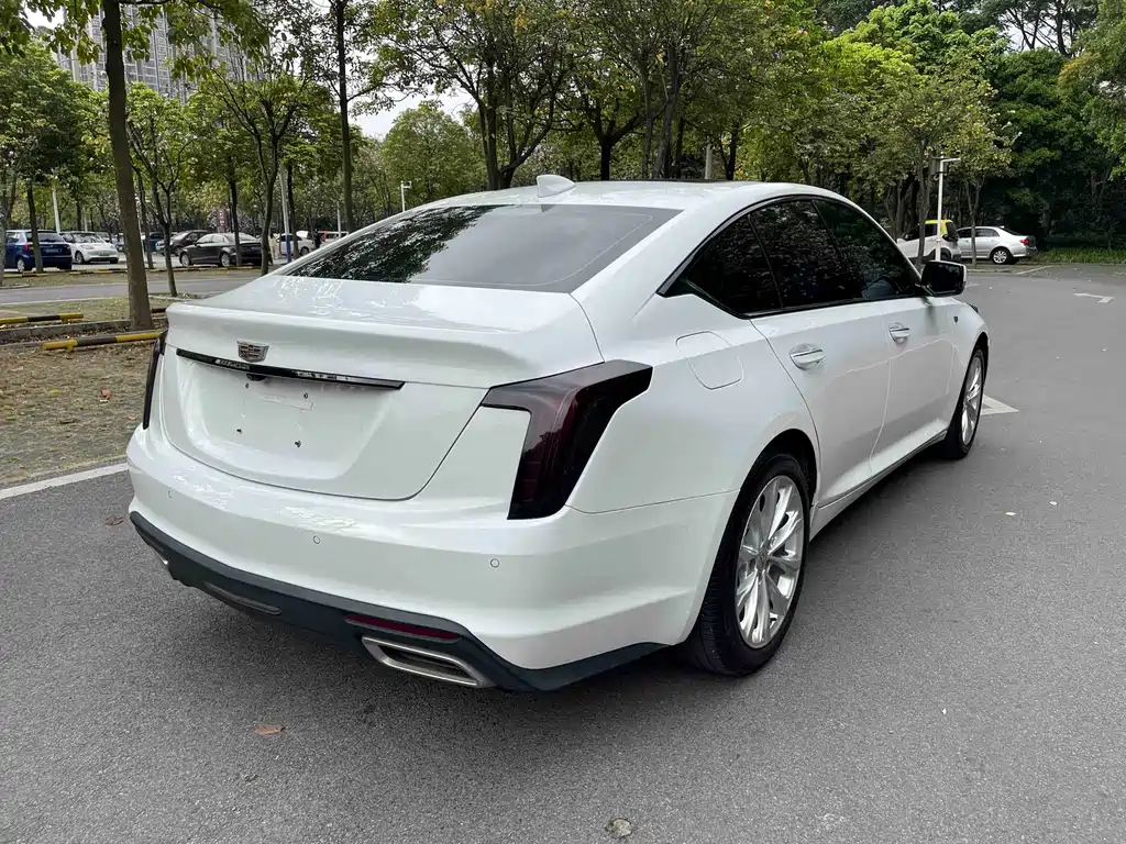 Cadillac CT5 2023 — фото 6