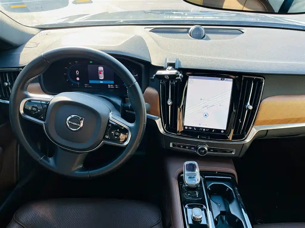 Volvo S90 PHEV 2021 — фото 13