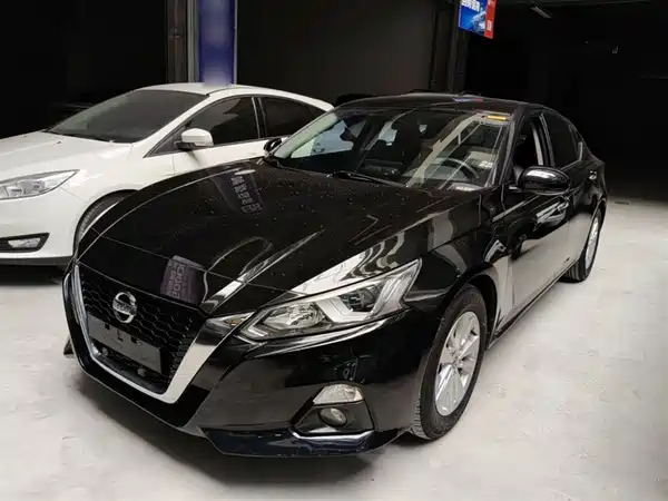Nissan Teana 2021