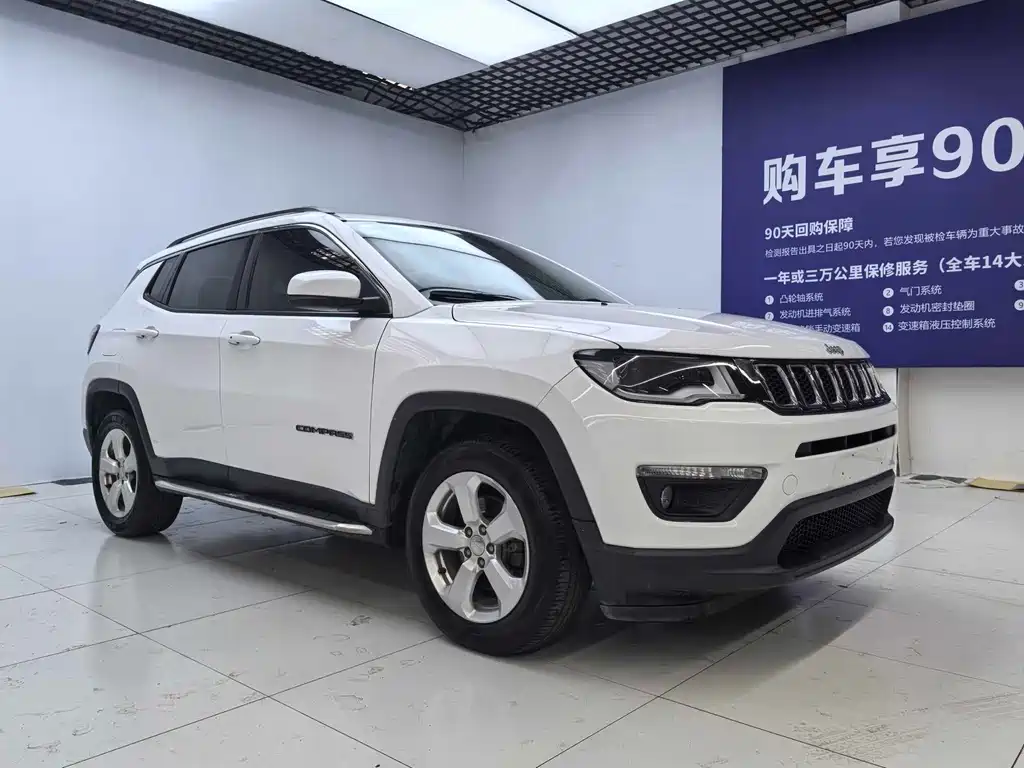 Jeep Compass 2018 — фото 3