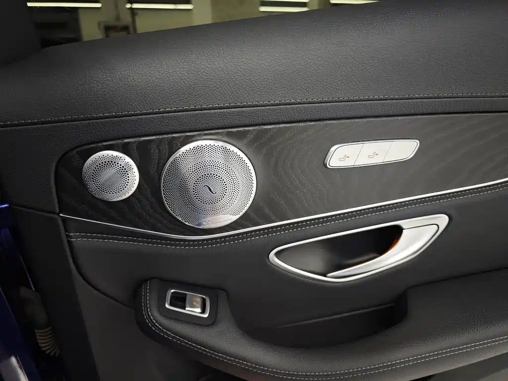 Mercedes-Benz C-Class 2018 — фото 9