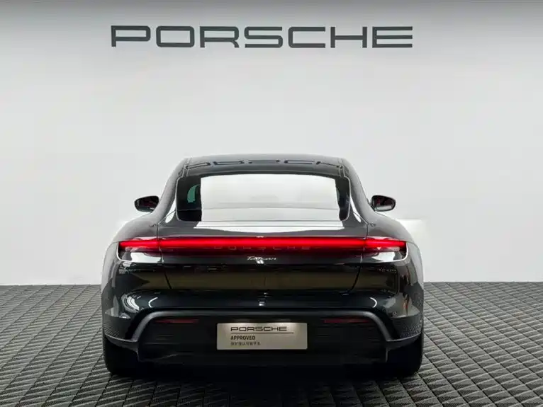 Porsche Taycan 2023 — фото 5