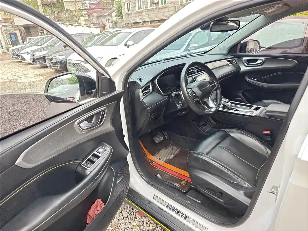 Roewe RX5 New Energy 2021 — фото 16