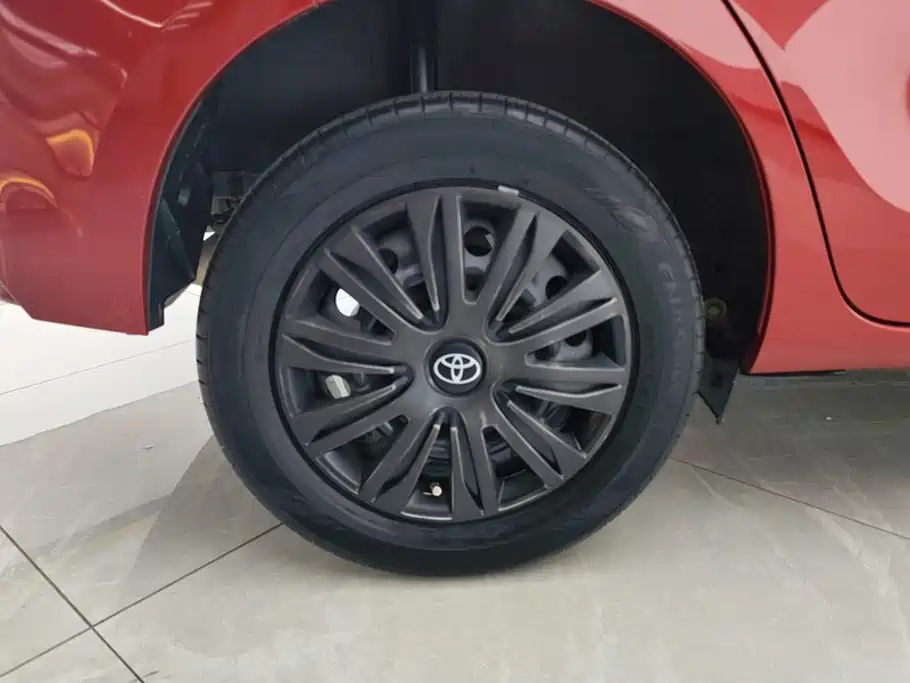 Toyota Yaris L 2020