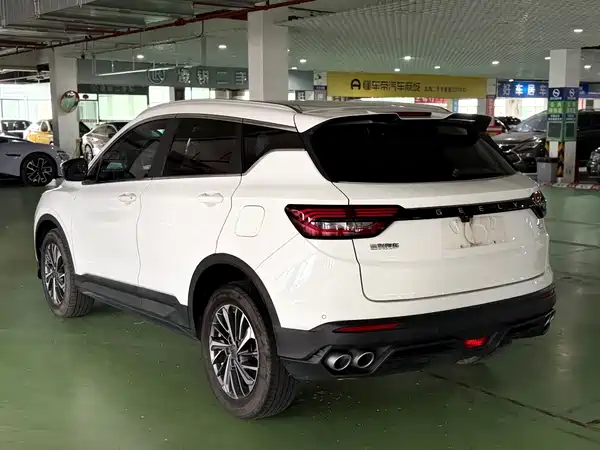 Geely Binyue 2022