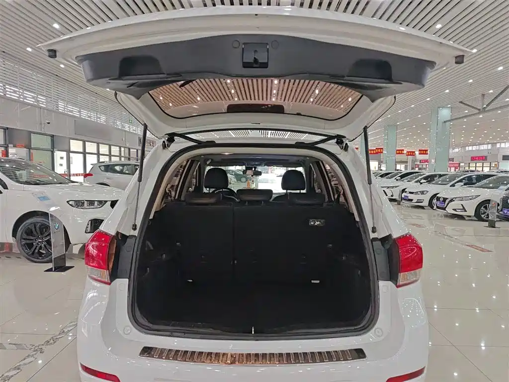 Haval H6 2015 — фото 19