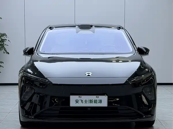 NIO ET7 2022