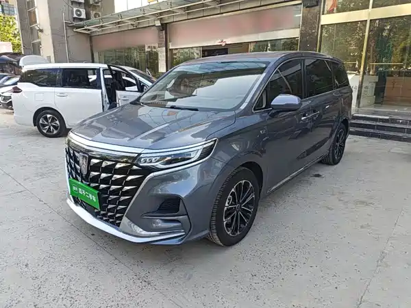 Roewe iMAX8 2024