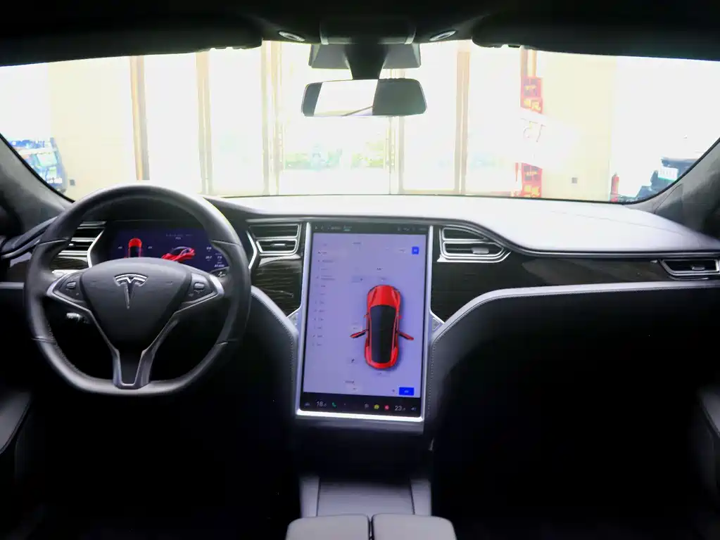 Tesla Model S 2017 — фото 8