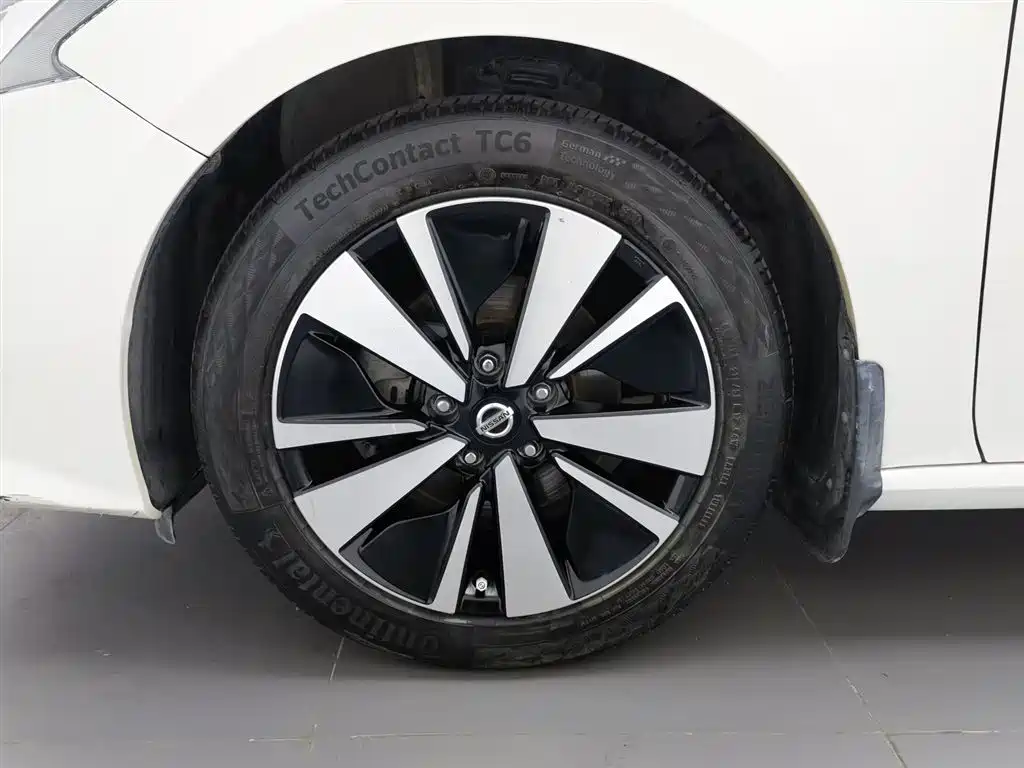 Nissan Teana 2021 — фото 17
