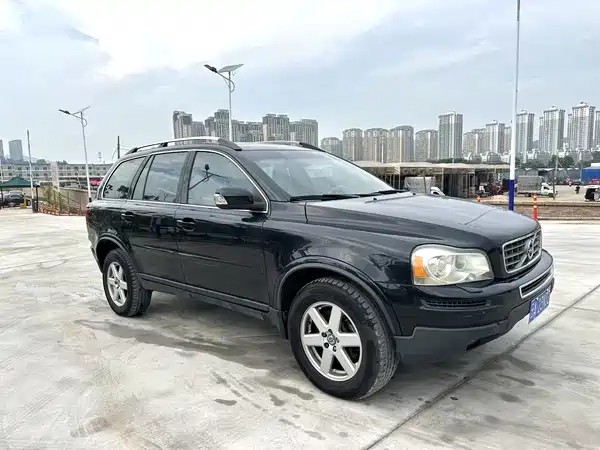 Volvo XC90 2011
