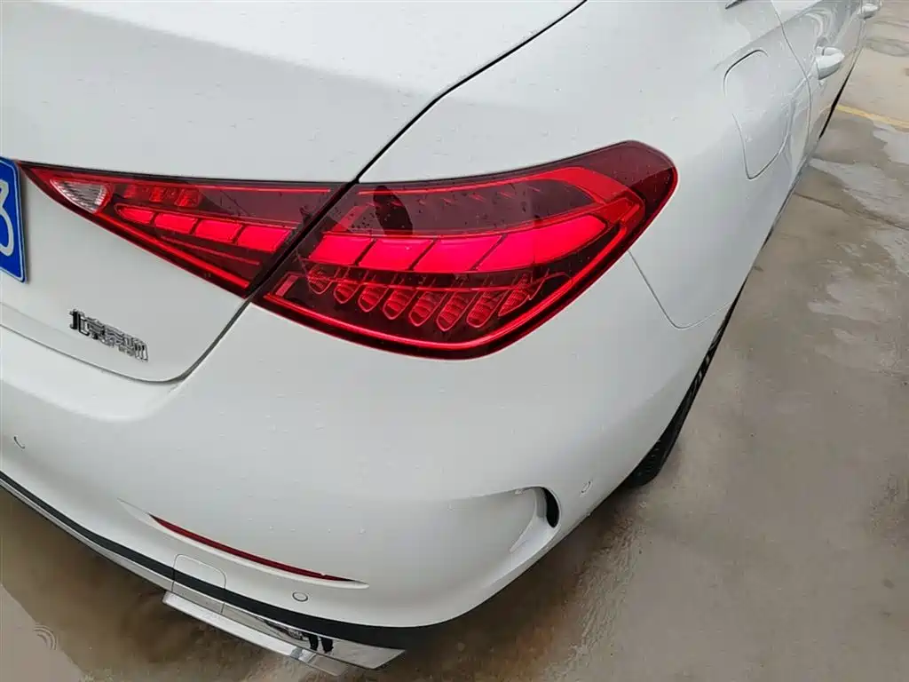 Mercedes-Benz C-Class 2023 — фото 8