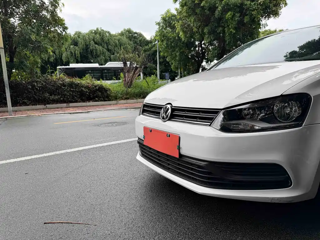 Volkswagen Polo 2017 — фото 25