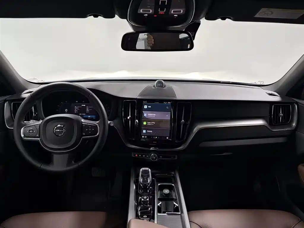 Volvo XC60 2024 — фото 5