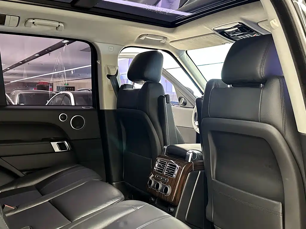 Land Rover Range Rover 2017 — фото 17