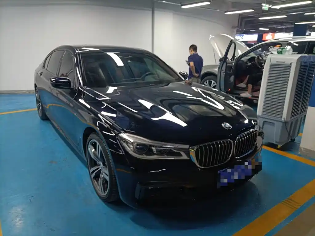 BMW 7 Series 2019 — фото 2
