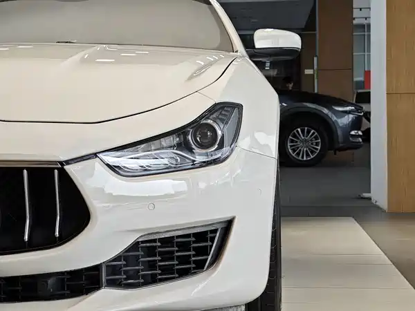 Maserati Ghibli 2018