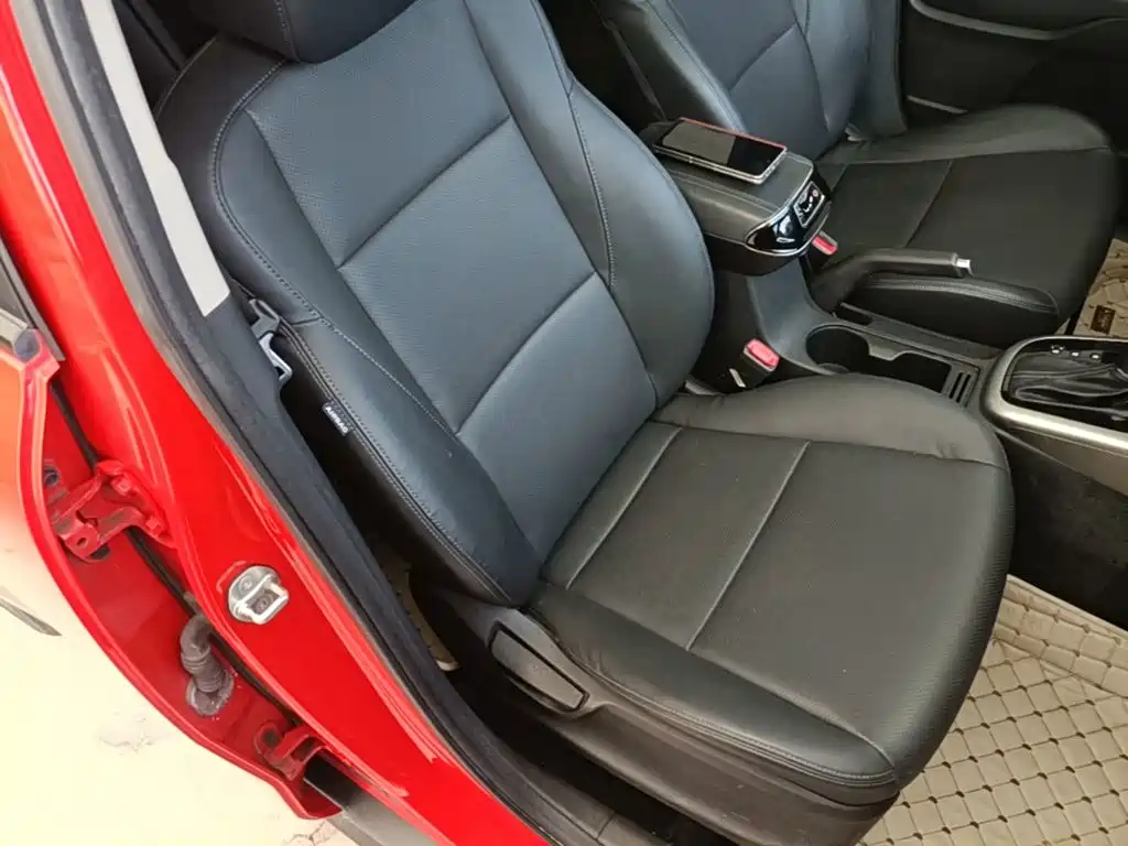 Kia KX3 2017 — фото 25