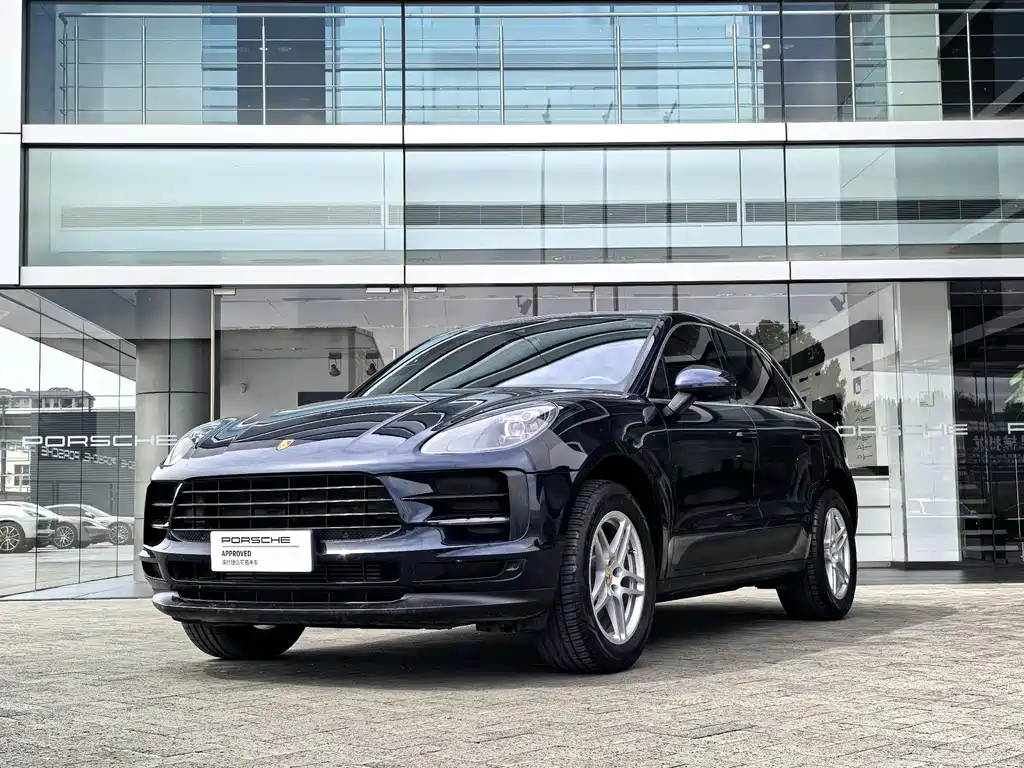 Porsche Macan 2021 — фото 1