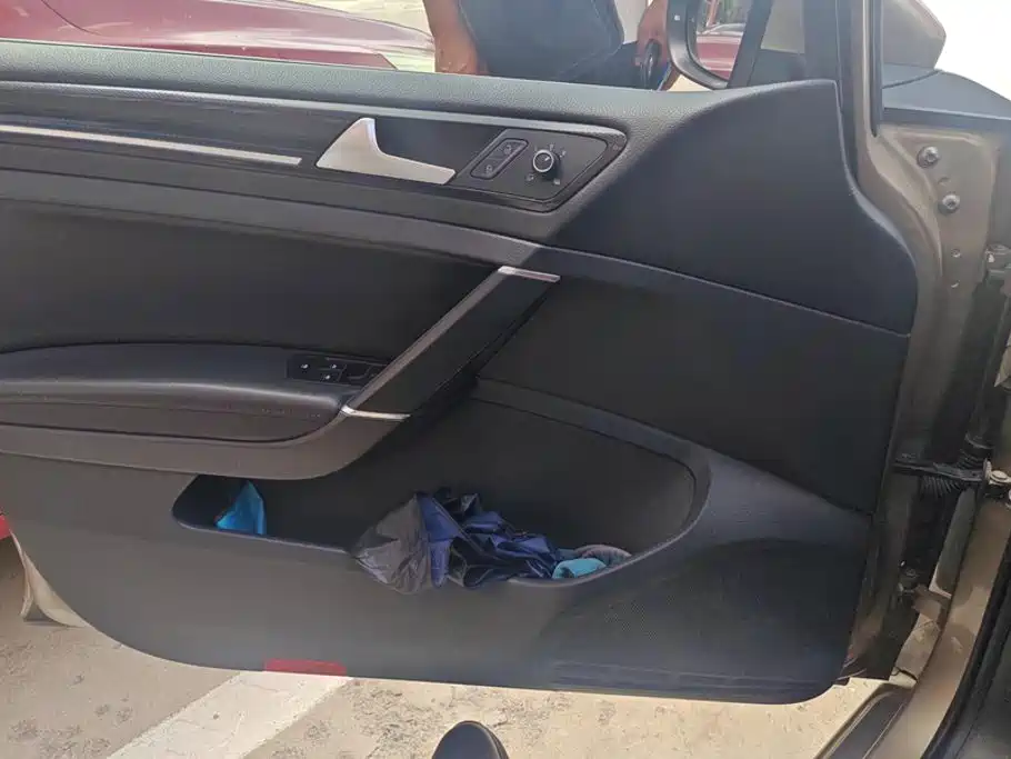Volkswagen Golf 2016