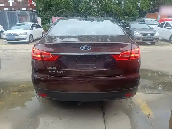 Ford Escort 2019
