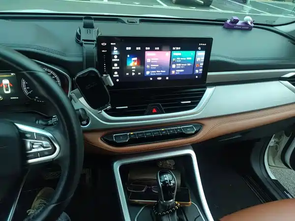 Geely Vision X6 2020