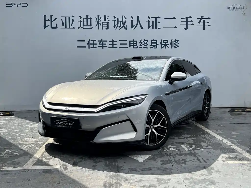 BYD Han L 2025