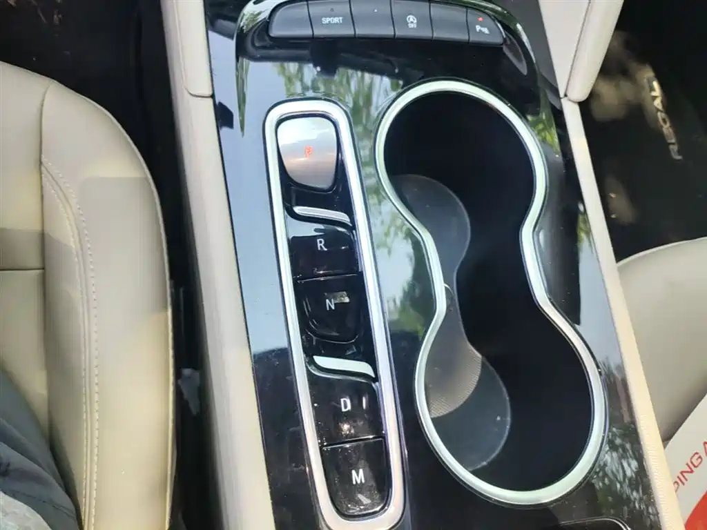 Buick Regal 2020 — фото 14