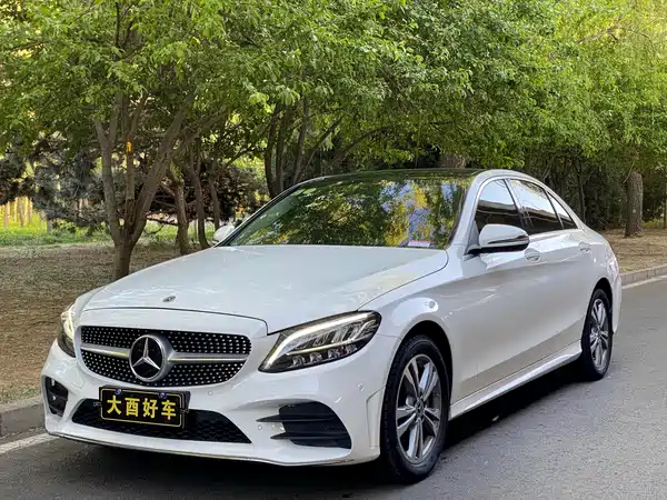 Mercedes-Benz C-Class 2021