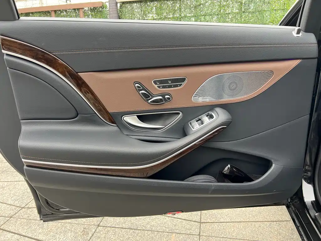 Mercedes-Benz S-Class 2015 — фото 17