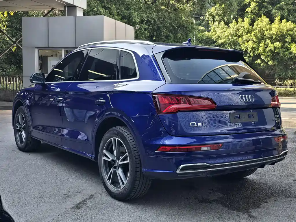 Audi Q5L 2019 — фото 4