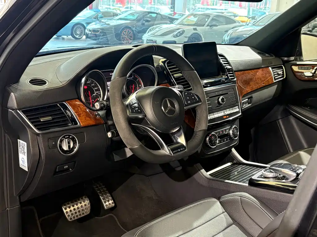 Mercedes-Benz GLS AMG 2016 — фото 8
