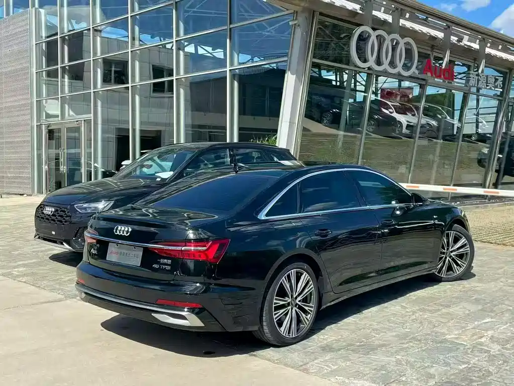 Audi A6L 2024 — фото 9
