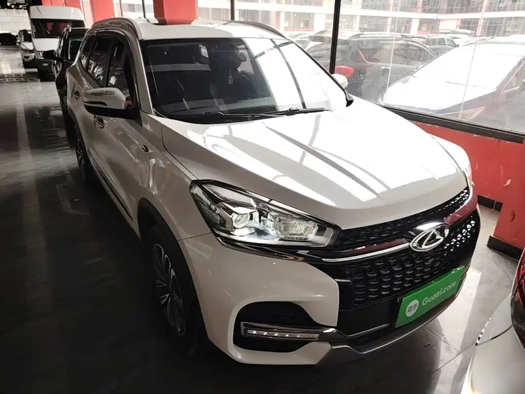 Chery Tiggo 8 2018 — фото 4