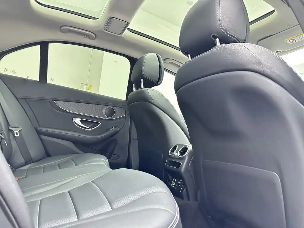 Mercedes-Benz C-Class 2020 — фото 15