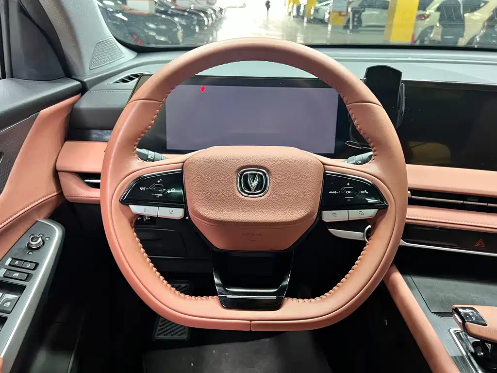 Changan CS75 PLUS 2024 — фото 14