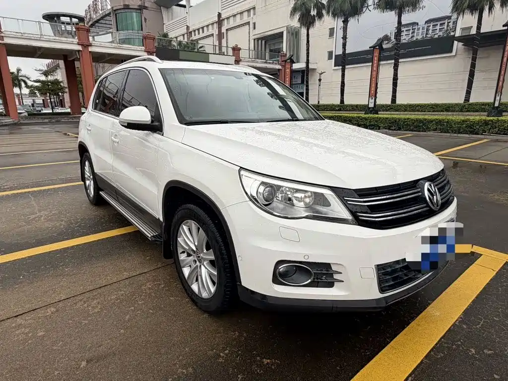 Volkswagen Tiguan 2013 — фото 3